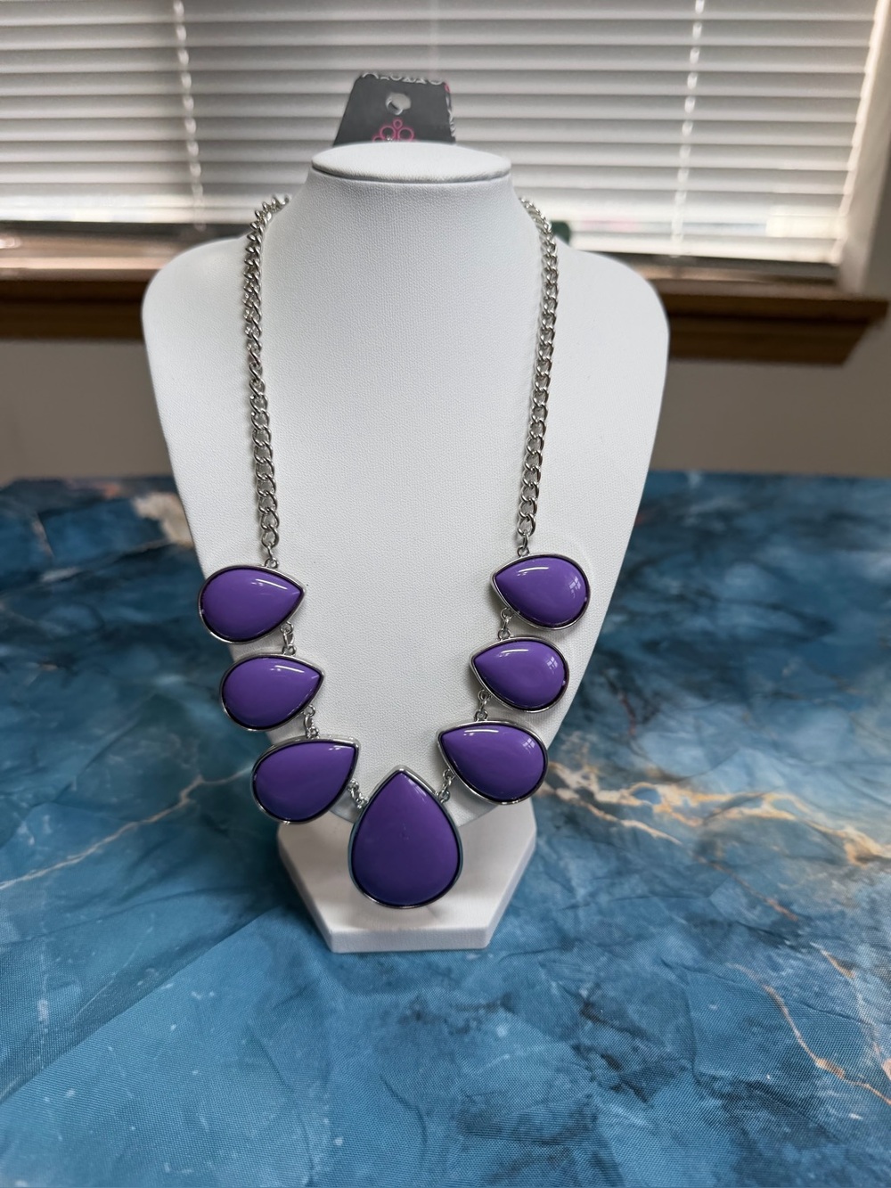 Drop Zone Necklace and Earring set NWT